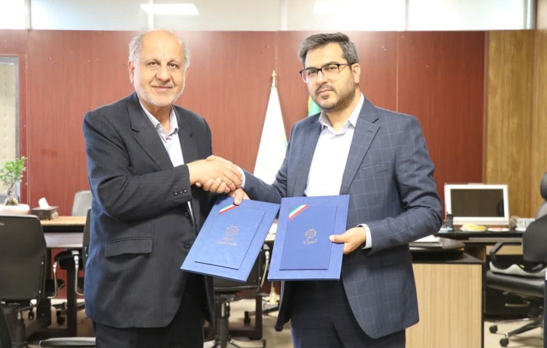 امضای تفاهم‌نامه همکاری میان بنیاد نخبگان فارس و شهرداری شیراز