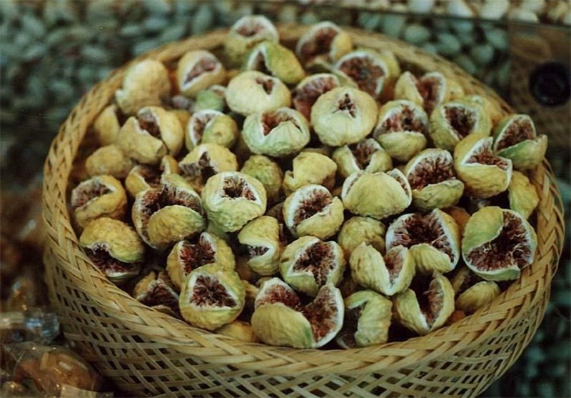 توزیع ۳۰ تن انجیر استهبان به كمك پست فارس در كشور