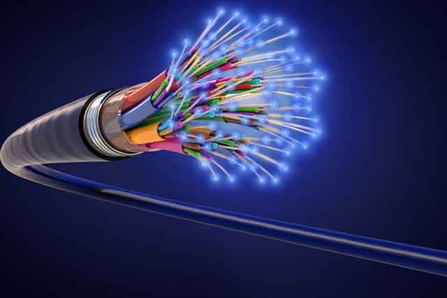 تحول بزرگ در زیرساخت شبکه ثابت کشور با سرمایه‌گذاری چندمیلیارد دلاری