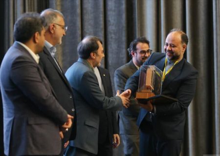 افتخارآفرینی شهرداری شیراز با کسب دو جایزه خشت طلایی