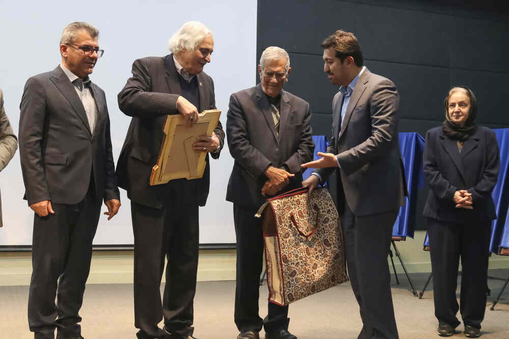 آیین بزرگداشت استاد فرید مُر، استاد برجسته زمینشناسی ایران