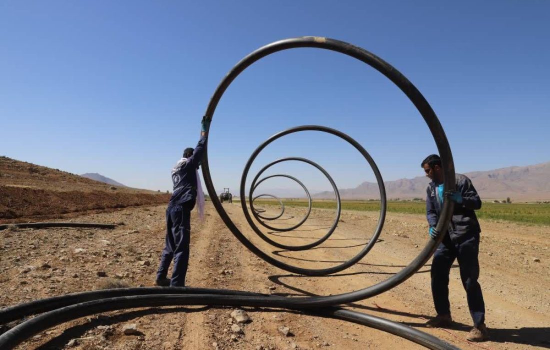 مشارکت بنیاد خیریه حاج اکبر ابراهیمی در طرح آبرسانی به ۱۴۵ روستای محروم فارس