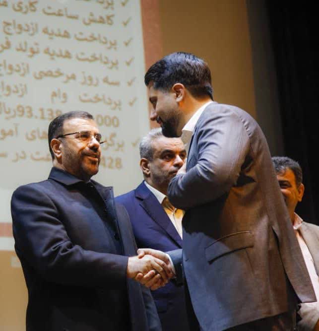 درخشش شرکت فولاد غدیر نی‌ریز در سومین رویداد استانی جوانی جمعیت فارس