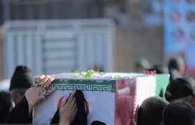 تشییع پیکر شهید امنیت در کیش