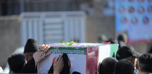 تشییع پیکر شهید امنیت در کیش