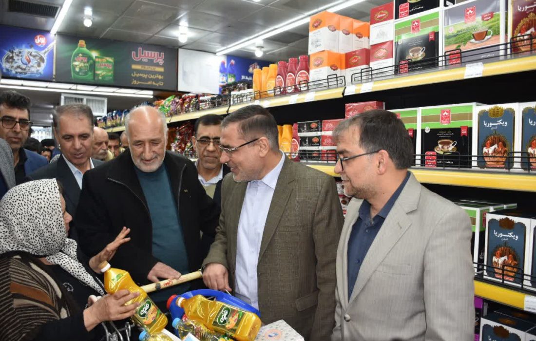 بازدید مسئولان استان از وضعیت عرضه کالاهای اساسی در شیراز