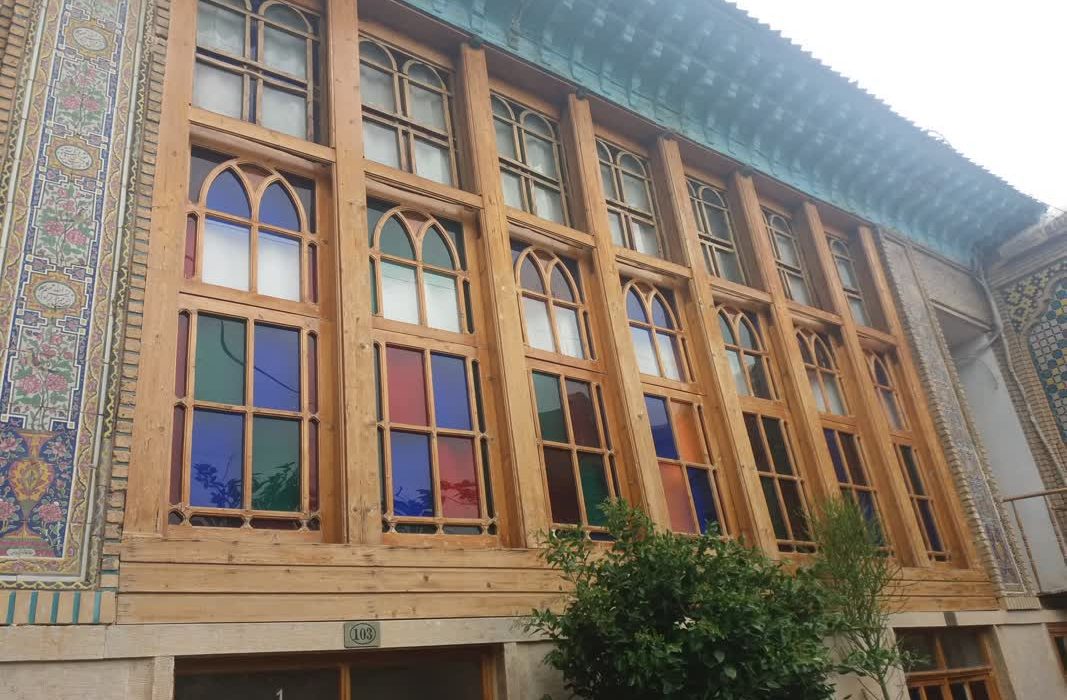 ارتقای کیفیت خدمات در اقامتگاه‌های بوم‌گردی فارس