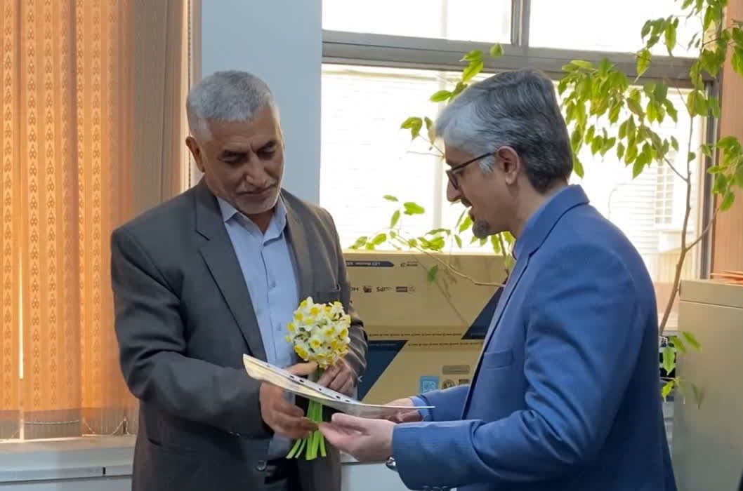 تجلیل سرپرست جهاد کشاورزی فارس از مدیریت امور اراضی