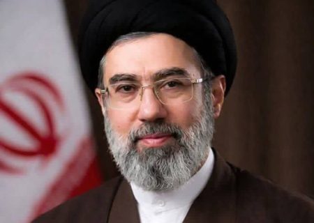 آیت الله سید مجتبی حسینی خامنه‌ای سومین رهبر جمهوری اسلامی ایران شد