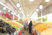تأمین امنیت غذایی شیراز در شرایط جنگی؛ توزیع ۲۴۷۲ تن میوه در ایام نوروز / فعالیت ۲۴ساعته میدان مرکزی