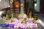 احیای صنعت فراموش‌شده شیشه‌گری در میمند فارس؛ گل محمدی می‌رود، برند می‌ماند برای دیگران