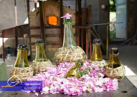 احیای صنعت فراموش‌شده شیشه‌گری در میمند فارس؛ گل محمدی می‌رود، برند می‌ماند برای دیگران