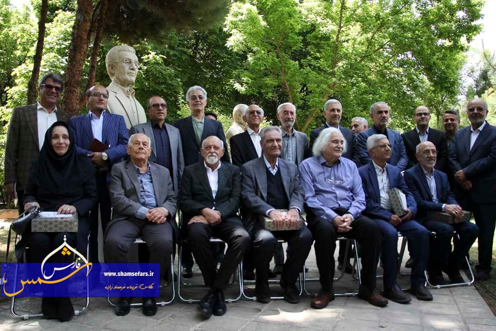 گزارش تصویری | رونمایی از 18 سردیس مفاخر فارس