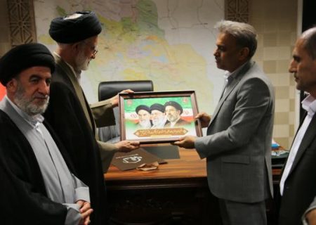 تأکید حجت‌الاسلام طاهری بر نقش بی‌بدیل معلمان در پیشرفت جامعه
