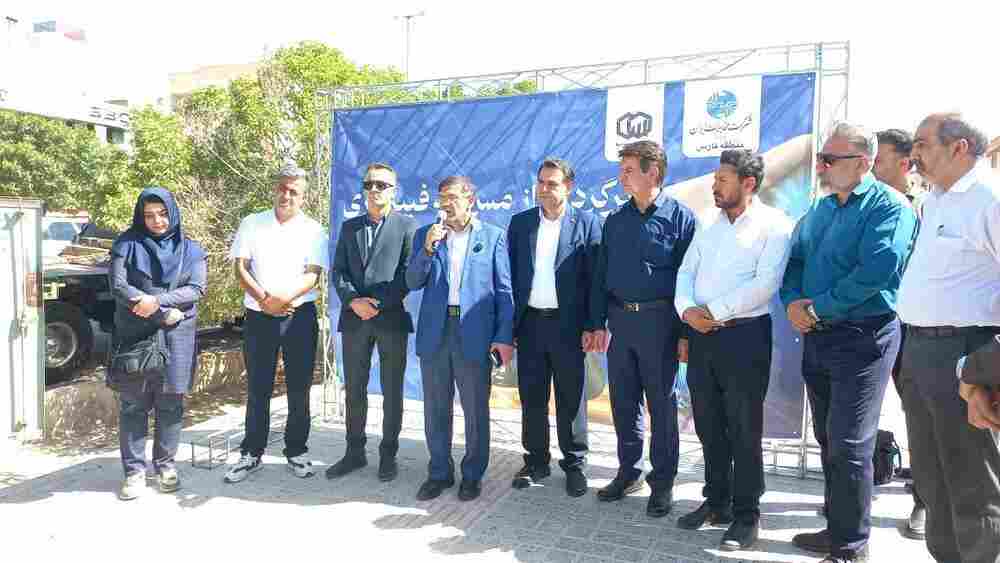 گذار صدرا به عصر ارتباطات نوری؛ نخستین کافوی مسی در شهر صدرا با موفقیت جمعآوری شد