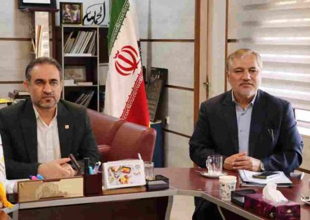 تفاهم‌نامه همکاری شرکت شهرک‌های صنعتی و کمیته امداد فارس با محوریت «اشتغال پایدار» مددجویان