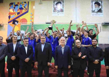 فاطمیون شیراز قهرمان فوتسال محلات در یادواره شهدای جنگ رمضان شد