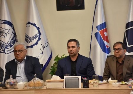 تسریع در انتقال کارخانه سیمان فارس به شهرستان خرامه با راهبری بازرسی استان/ تأکید بر نوسازی زیرساخت‌های صنعتی و صیانت از محیط‌زیست