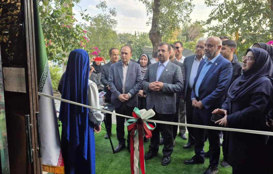 پیوند آموزش و اشتغال در فارس؛ نمایشگاه دائمی «بازارفَن» با حضور وزیر تعاون افتتاح شد