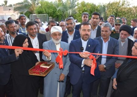 آغاز بهره برداری از پروژه های هفته دولت فارس با افتتاح کتابخانه شیخ ابونجمی شهرستان خنج