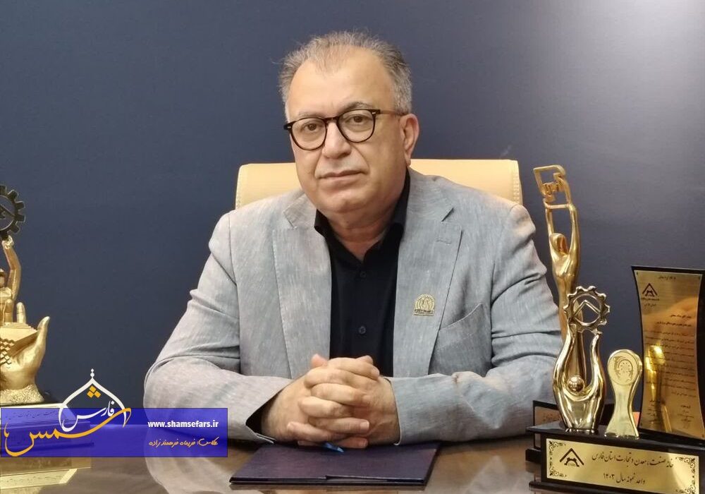 رتبه نخست زنجیره‌های خصوصی تولید مرغ کشور در اختیار «ماکان مرغ فارس»؛ تأمین نیمی از نیاز مرغ استان و توسعه صادرات به بازارهای منطقه شیراز