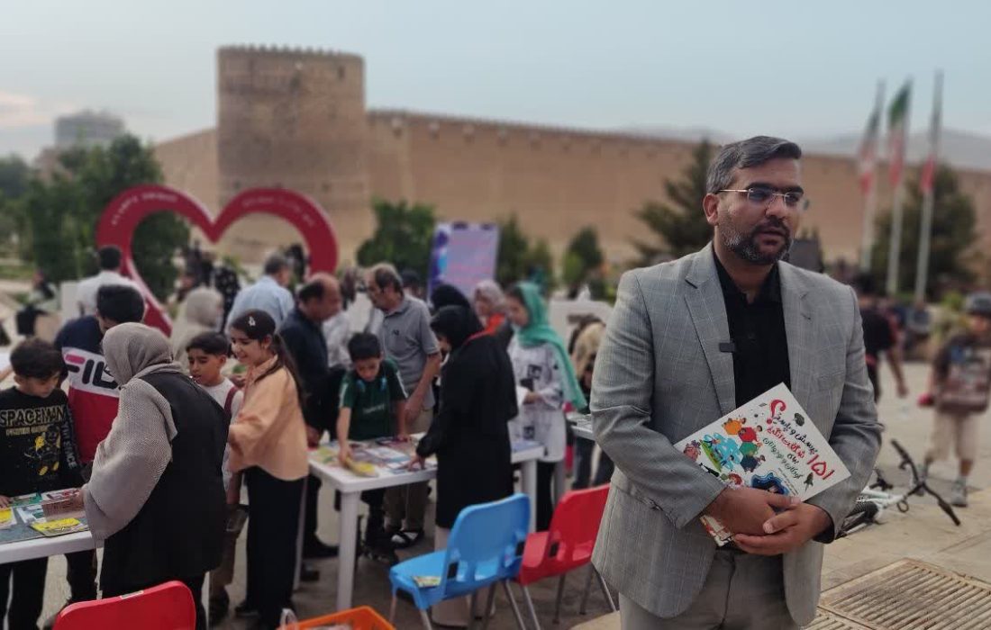 توزیع ۱۹ هزار جلد کتاب در ۱۷ مرحله طرح “پیوند با کتاب