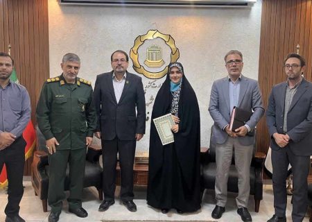 یک زن فرمانده پایگاه بسیج سازمان همیاری فارس شد