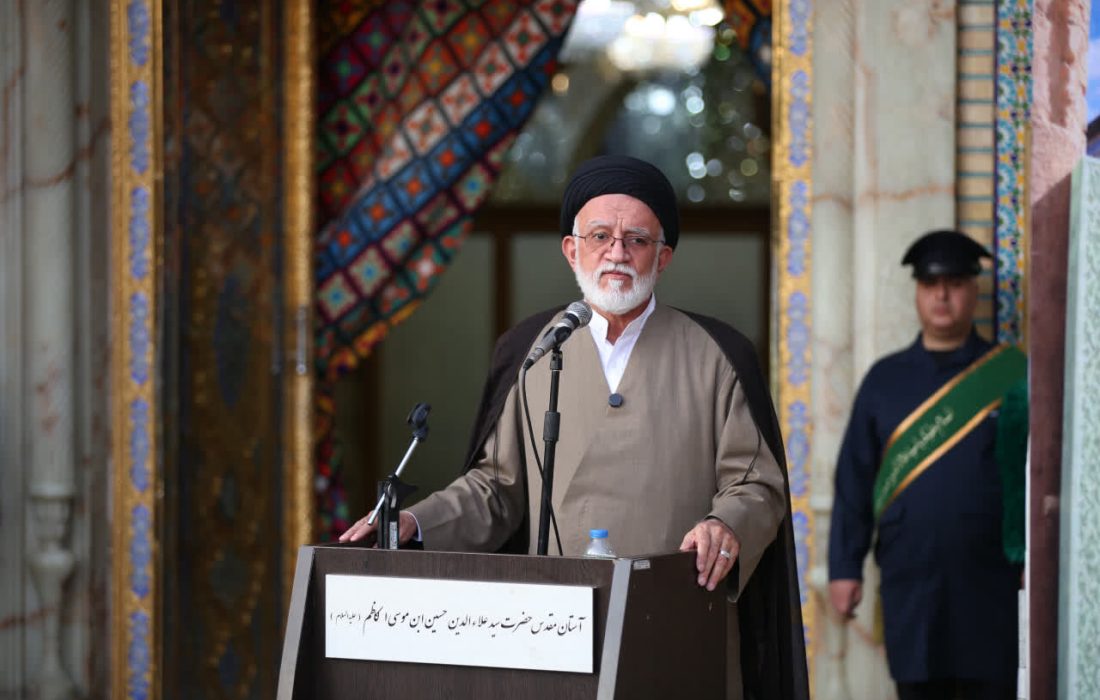 با هنر دست هنرمندان شیرازی سنگ قبر مطهر حضرت عبدالعظیم حسنی(ع) رونمایی شد