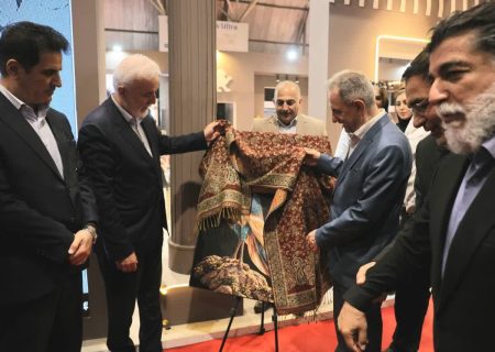 رونمایی از سامانه گردشگری هوش مصنوعی سیمرغ